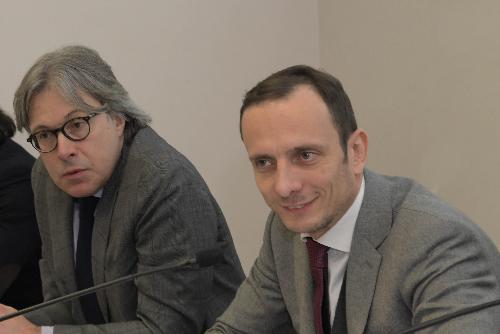Il governatore Fedriga e l'assessore Bini alla presentazione di Art of global goals